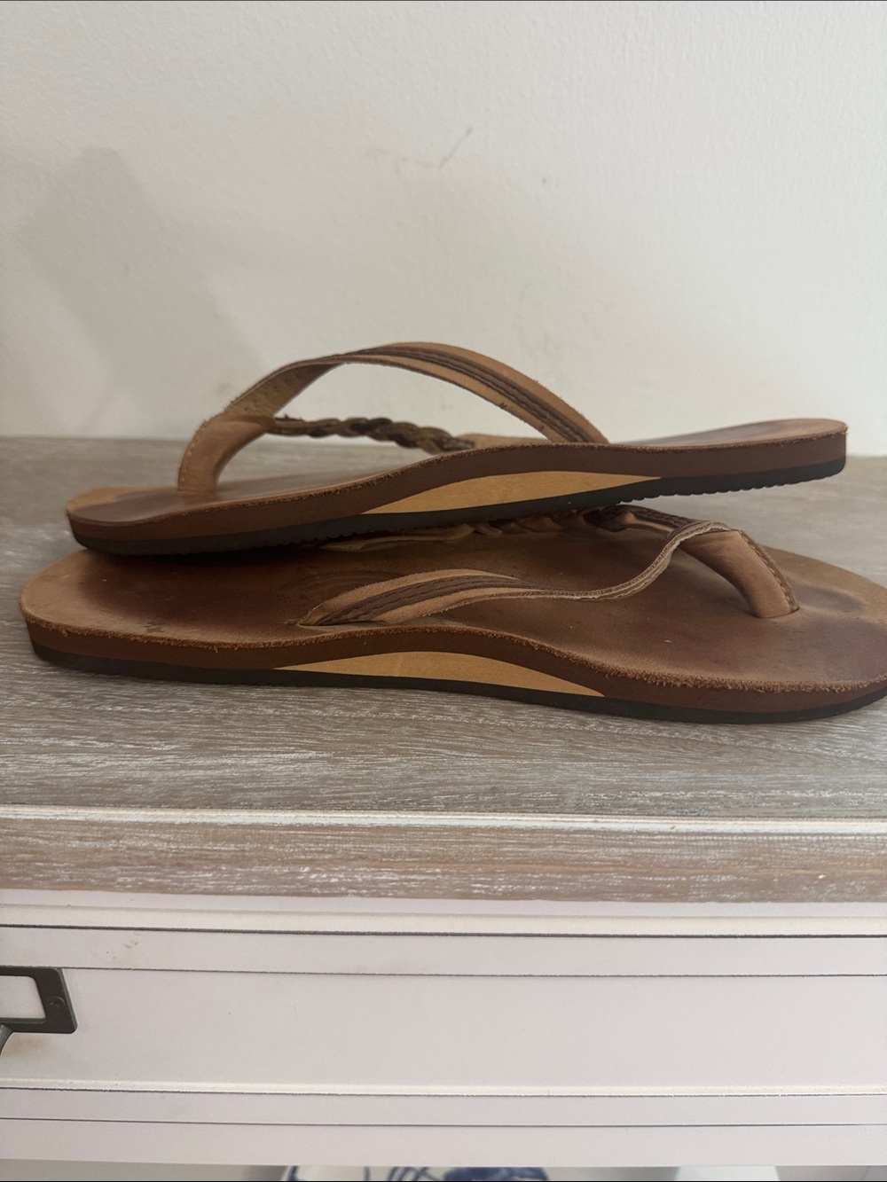 Rainbows Flirty Braidy two tone Leather Braided Toe-Post flip flops /Sandals - Picture 5 of 13